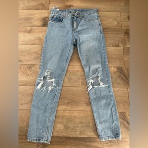 Men’s Levi’s straight jeans